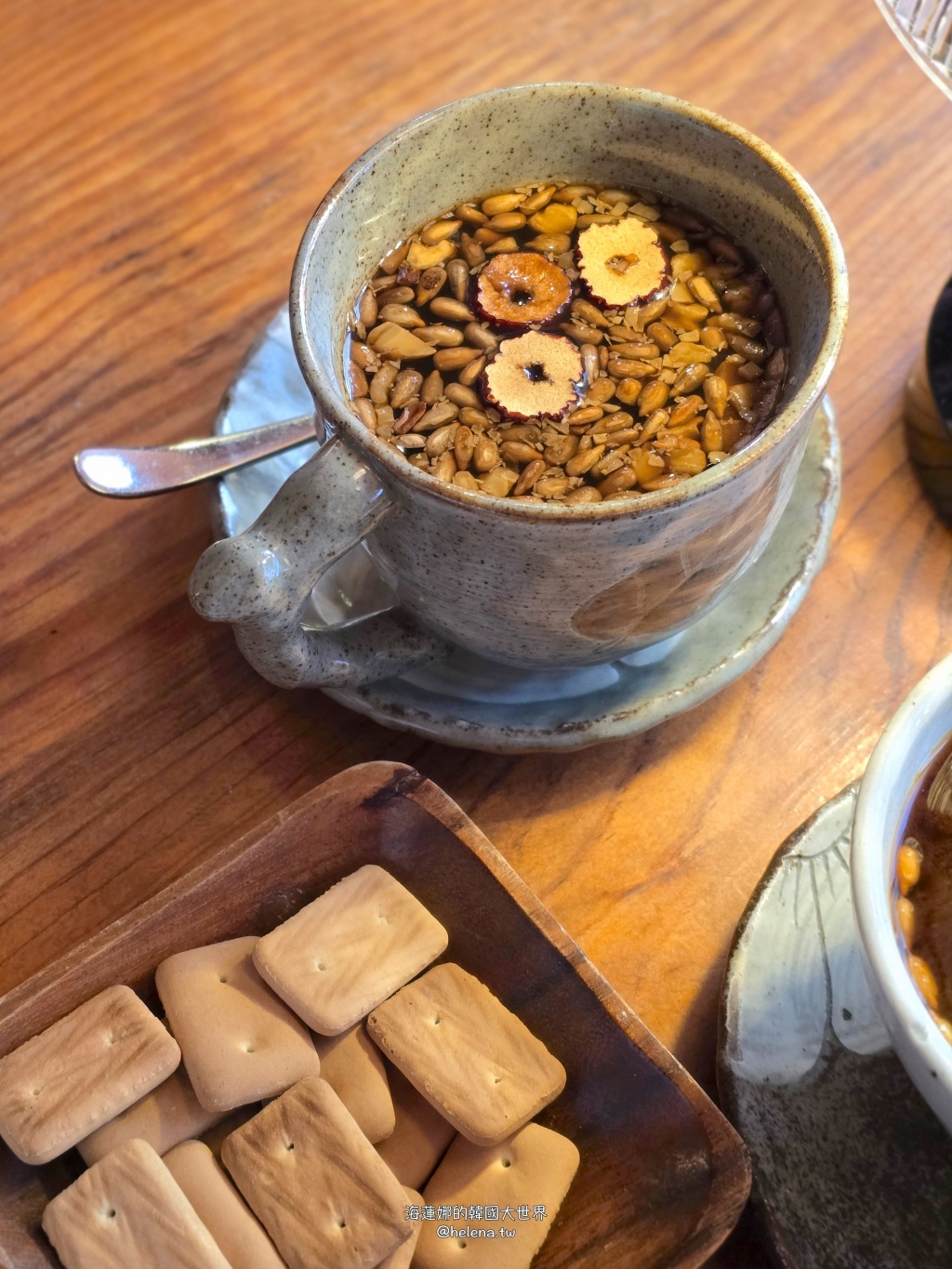 傳統茶,咖啡,茶房,釜山,釜山咖啡店,釜山旅行,釜山旅遊,釜山自由行,釜山遊／宿,韓國,韓國咖啡店,韓國旅行,韓國旅遊,韓國自由行 @Helena's Blog